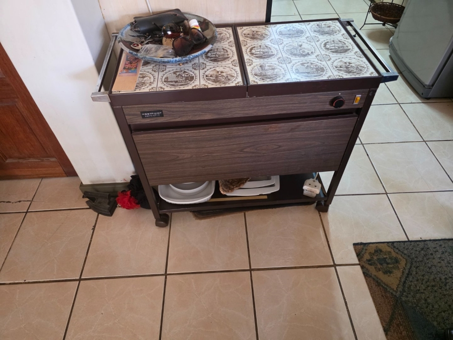 2 Bedroom Property for Sale in Langenhovenpark Free State